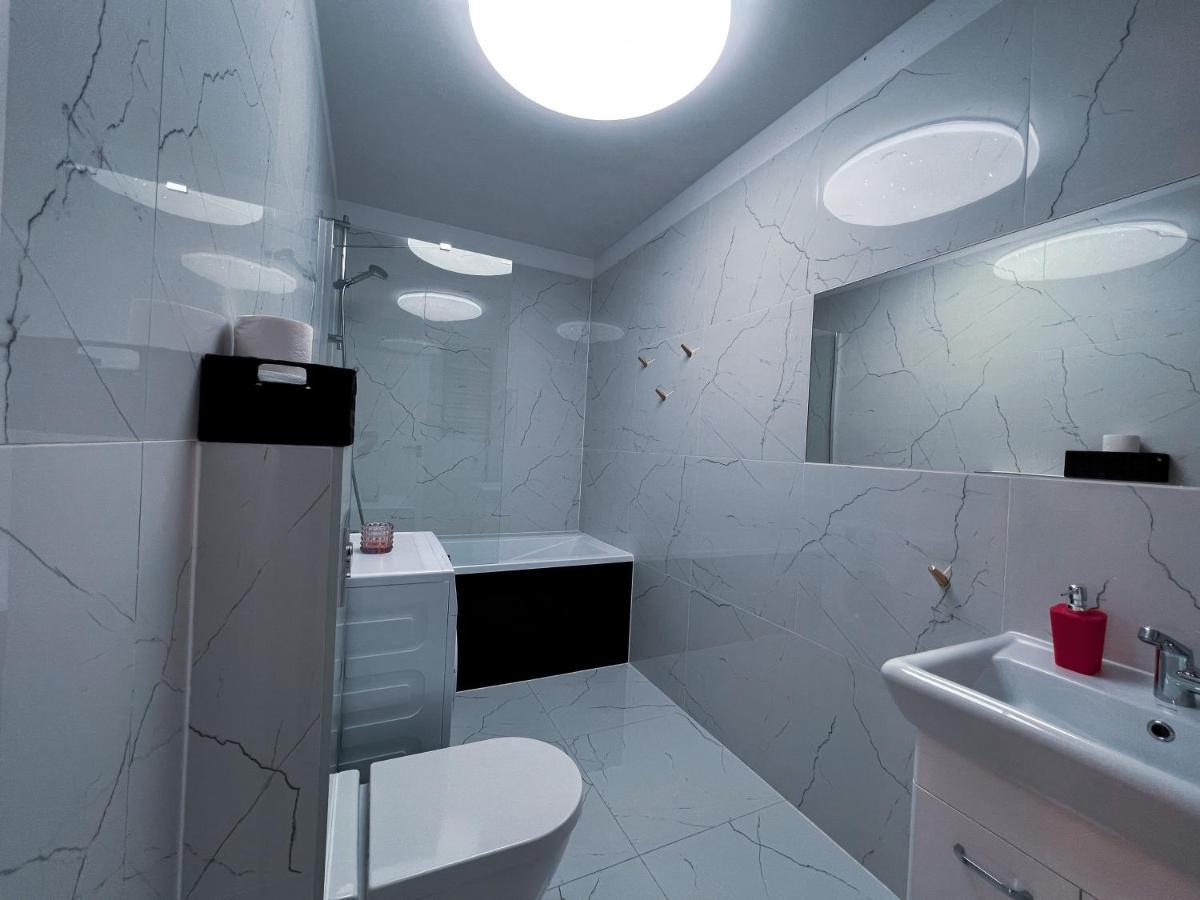 Mojemiedzyzdroje Lu 7A - Luksusowy Apartament 100 Metrow Od Morza المظهر الخارجي الصورة